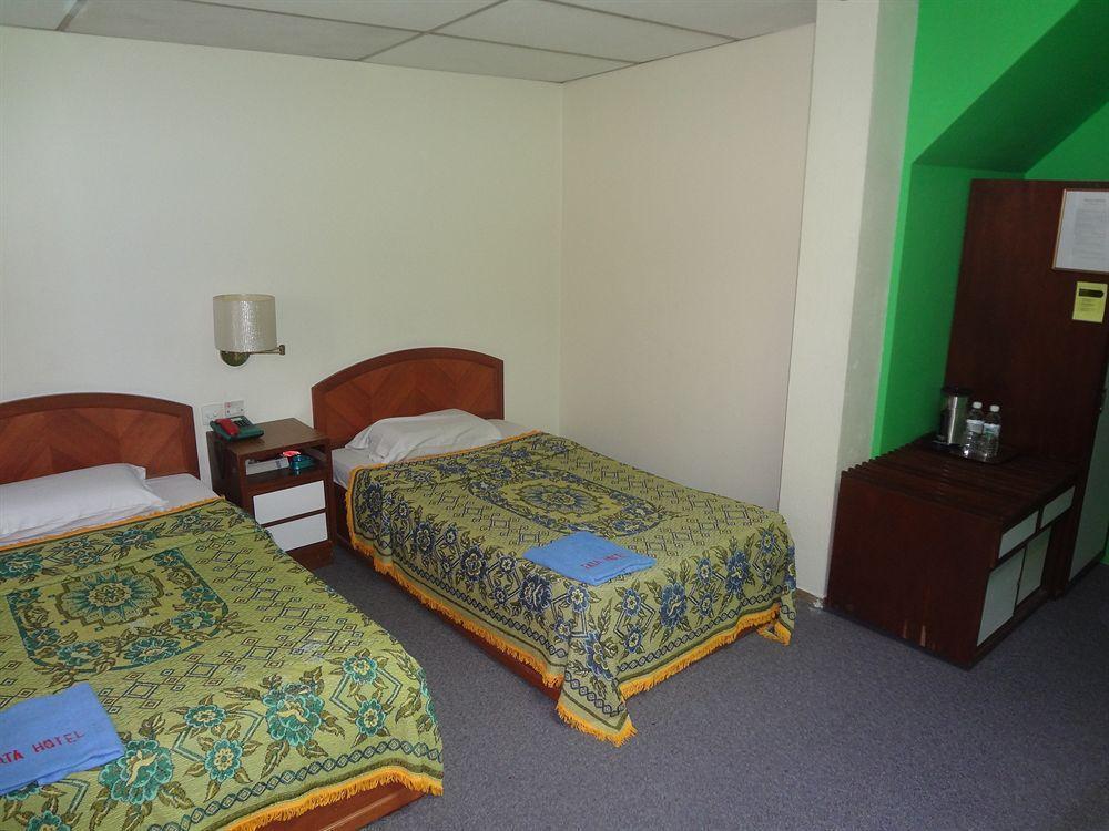 Fata Garden Hotel By Place2Stay كوشنج المظهر الخارجي الصورة