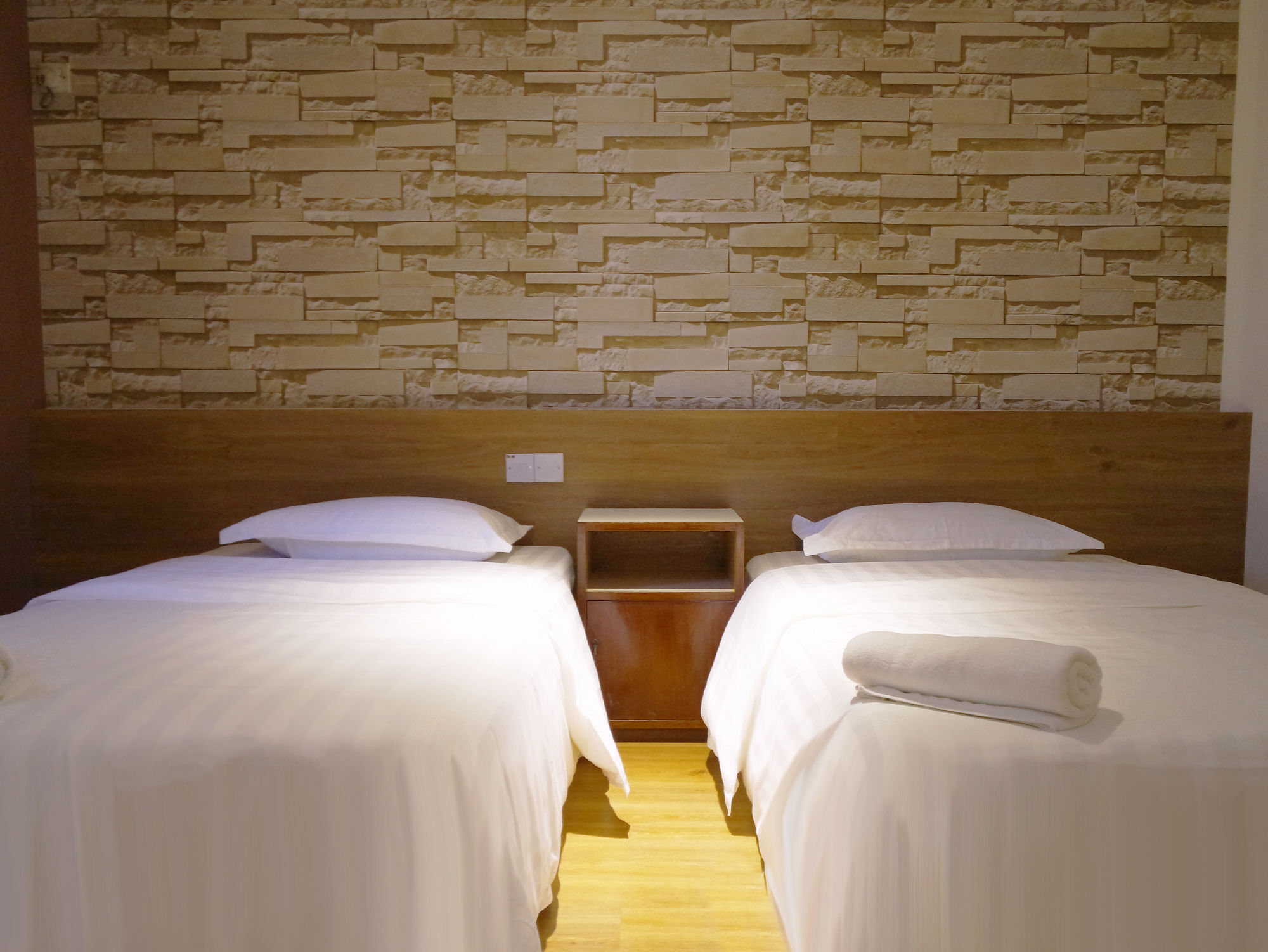 Fata Garden Hotel By Place2Stay كوشنج المظهر الخارجي الصورة